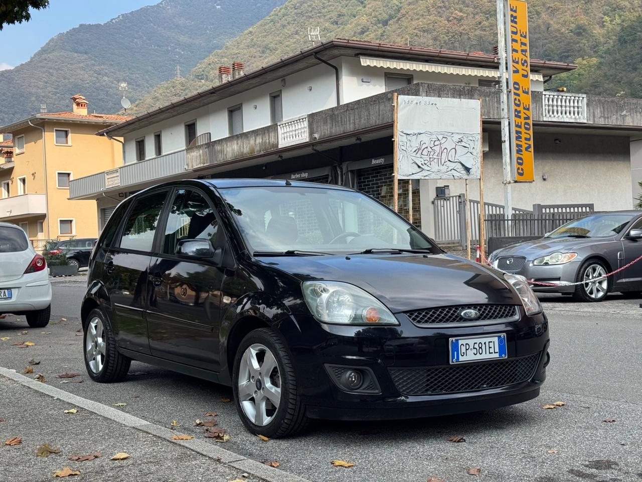 Ford Fiesta 1.4 TDCi 5p.- TAGLIANDATA - OK NEOPATENTATI