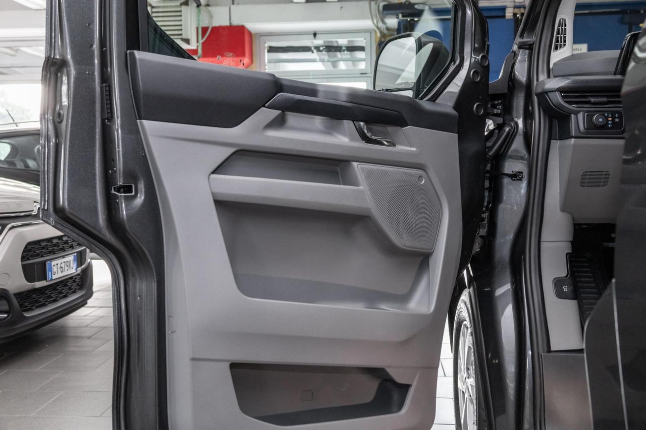 FORD Transit Custom V710 320 2.0 ecoblue 150cv combi M1 Titanium L1H1