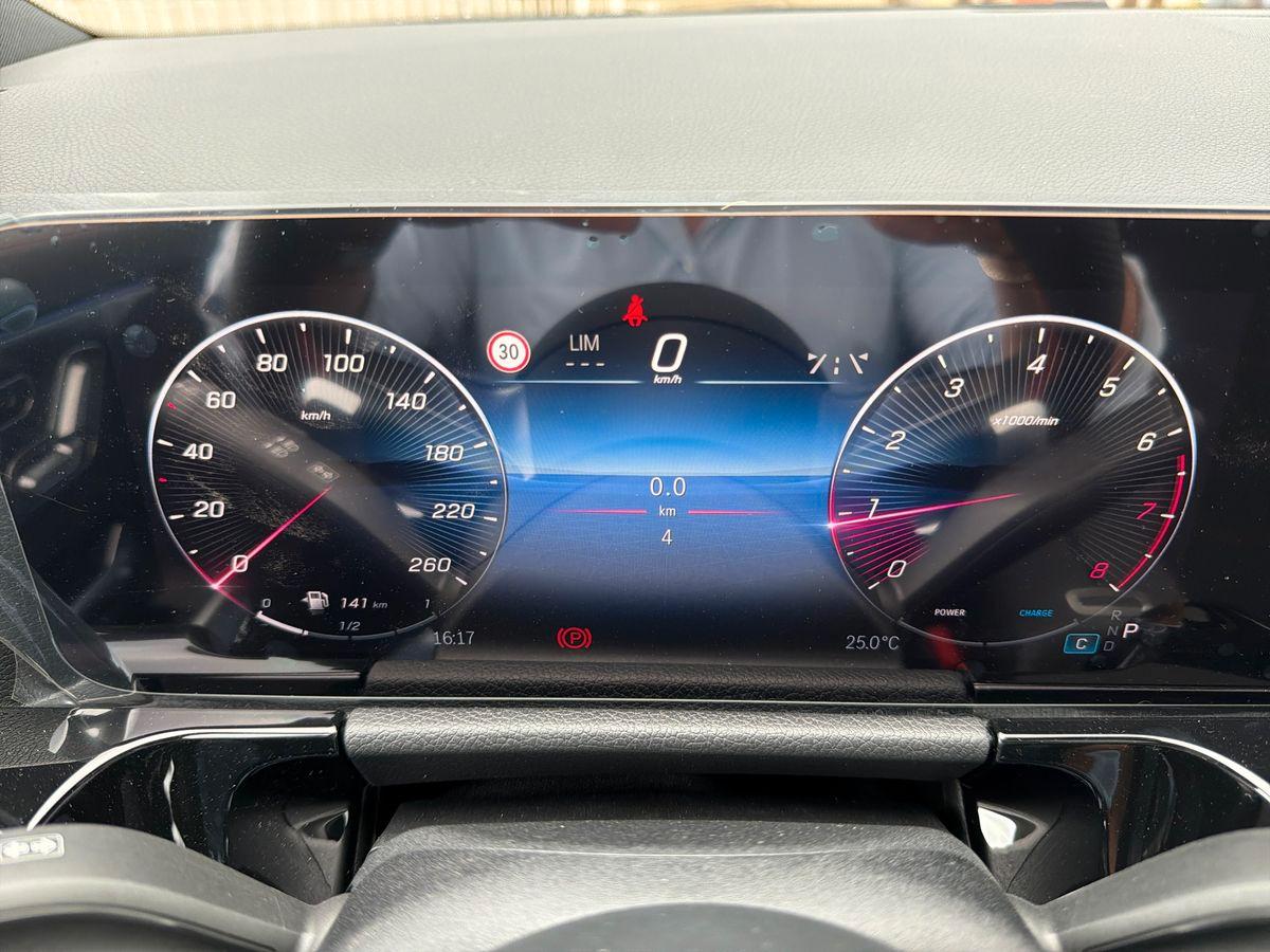 Mercedes-Benz GLA 200