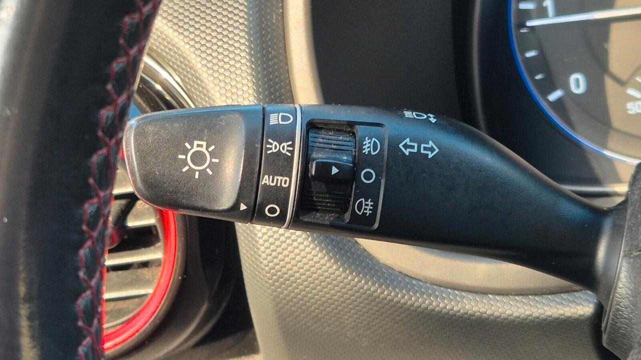 Hyundai Kona 1.6 CRDI 115 CV Style 2019 NEOP leggi testo