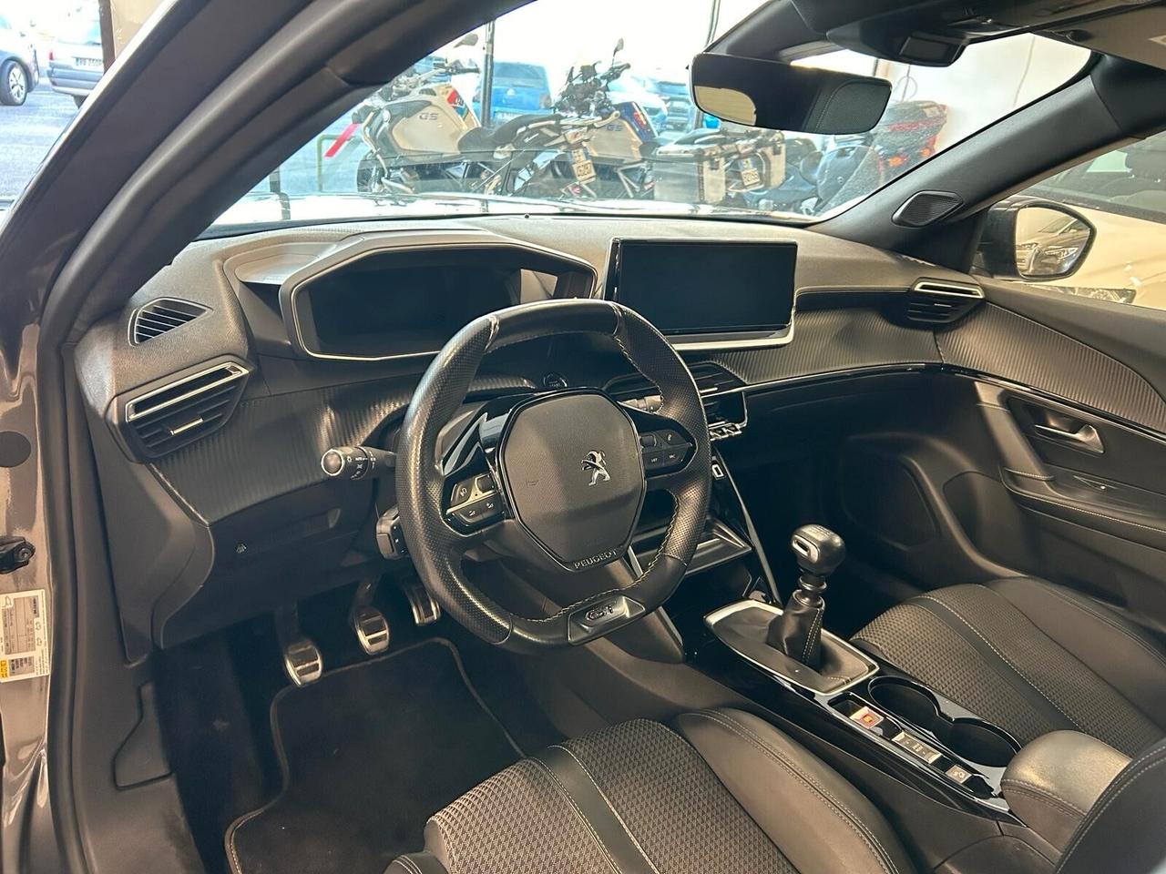 Peugeot 2008 GT LINE BlueHDi 100 6mt GRIP CONTROL