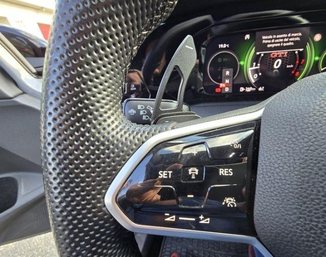 VOLKSWAGEN Golf 2.0 TSI GTI DSG