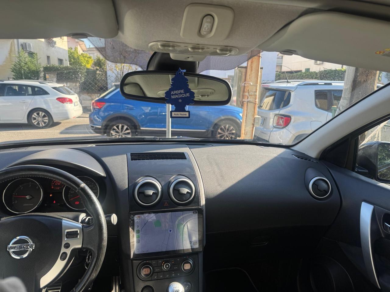 Nissan Qashqai 2.0 dCi 4x4 DPF Tekna