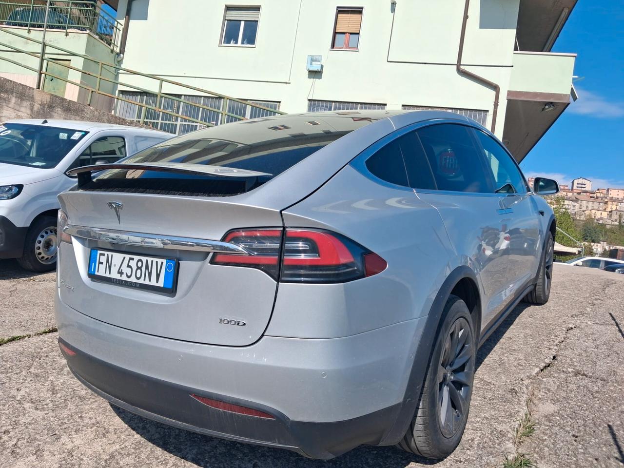 Tesla Model X 100 kWh Dual Motor