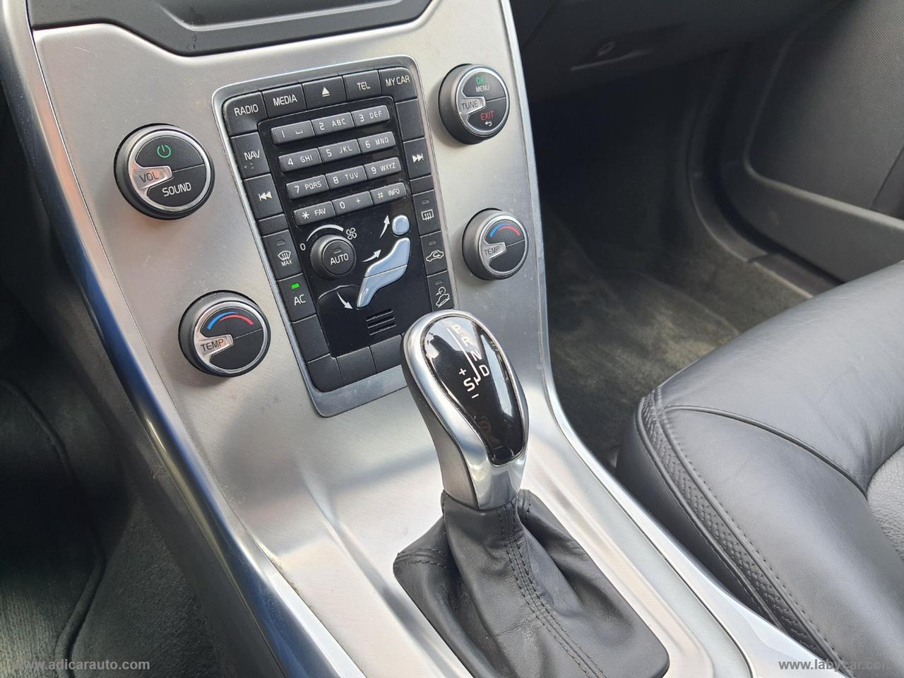 VOLVO XC70 D4 AWD Geartronic