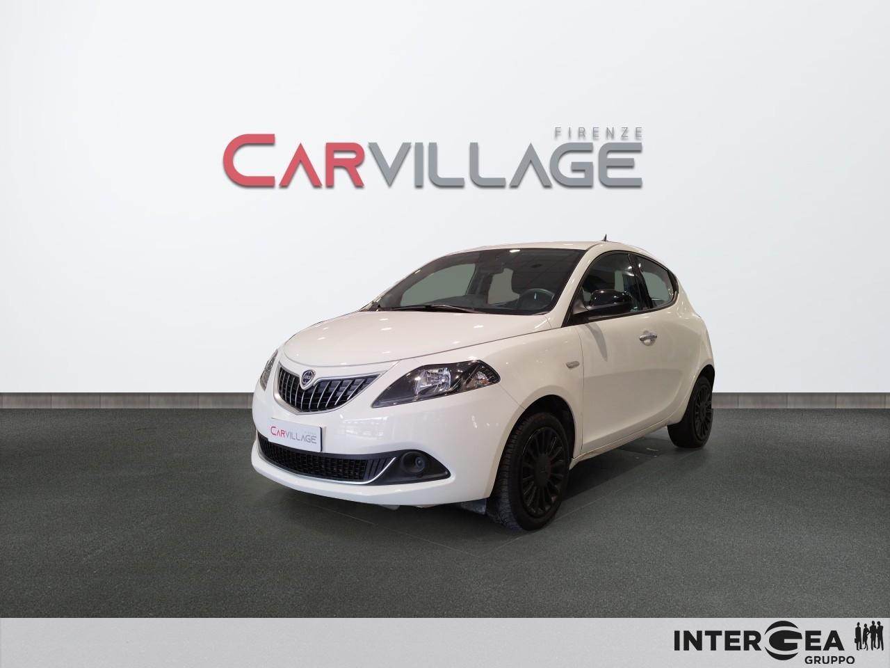 LANCIA Ypsilon 1.0 firefly hybrid Silver s&s 70cv