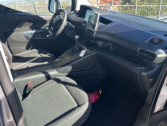 PEUGEOT Rifter BlueHDi 100 S&S Allure Pack Standard