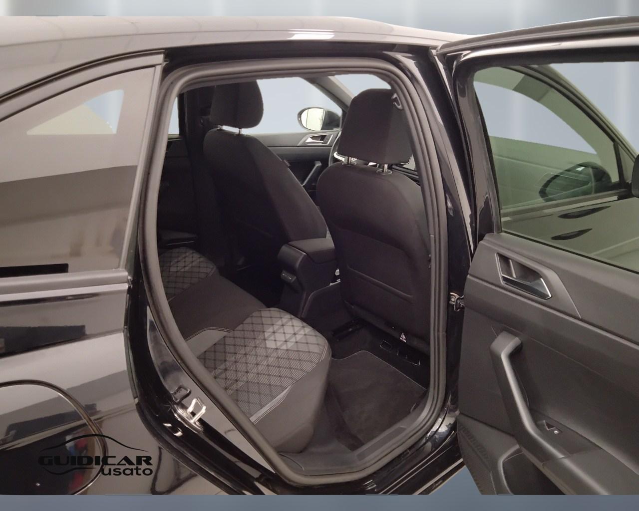 VOLKSWAGEN Taigo - Taigo 1.0 tsi R-Line 115cv dsg