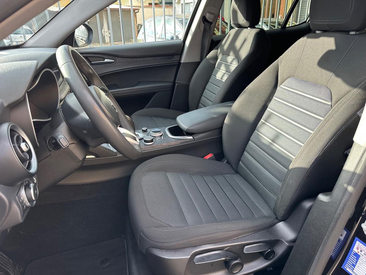 Alfa Romeo Stelvio 2.2 Turbodiesel 190 CV AT8 RWD Business