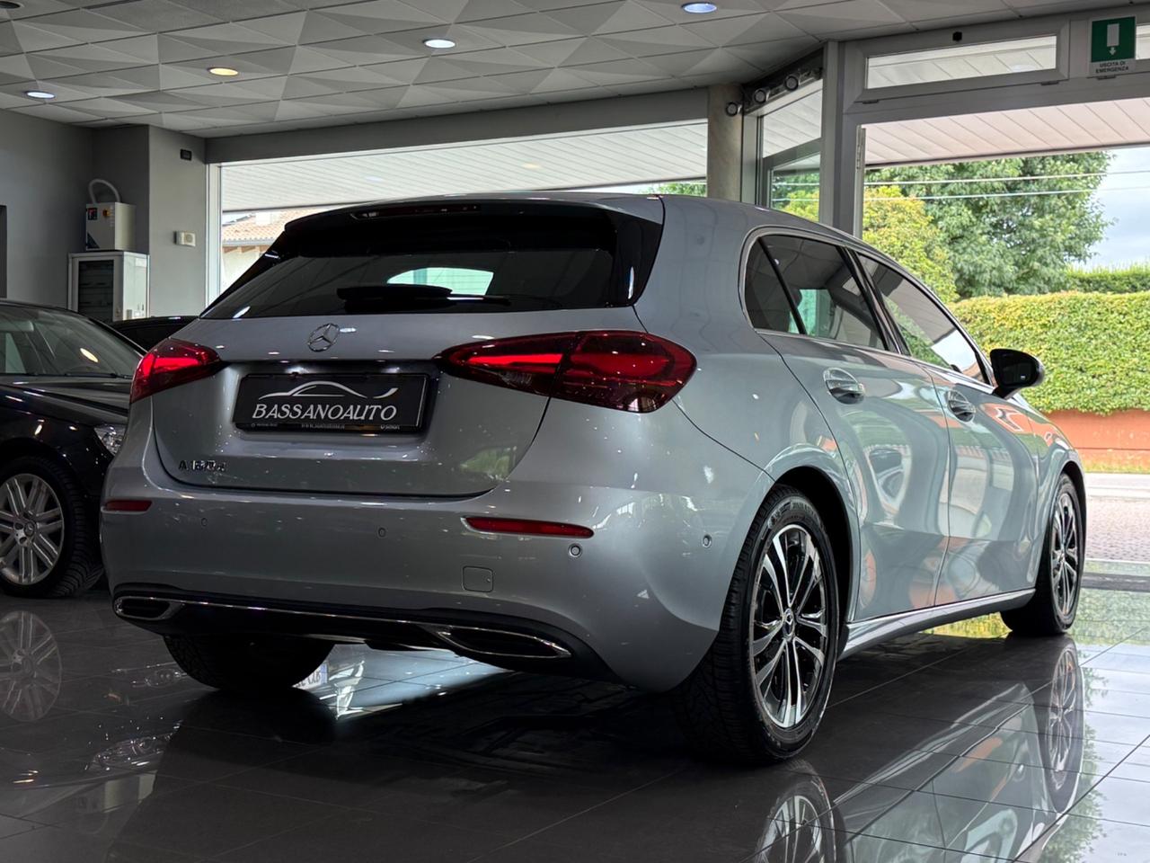 Mercedes-benz A 180 Progressive Advanced auto 17.000 KM!!