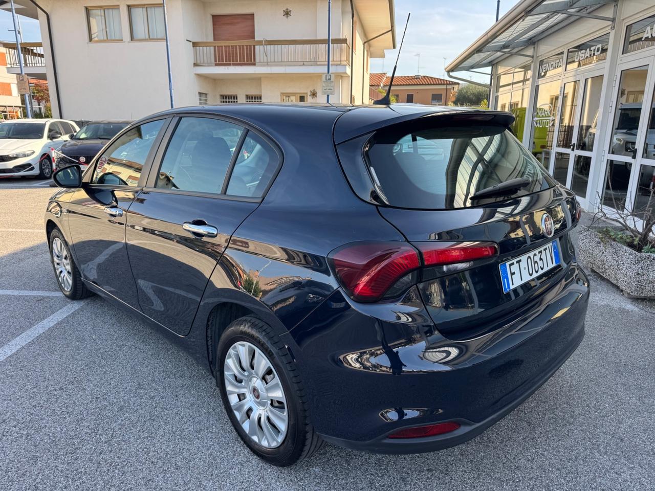Fiat Tipo 1.6 Mjt S&S 5 porte Easy
