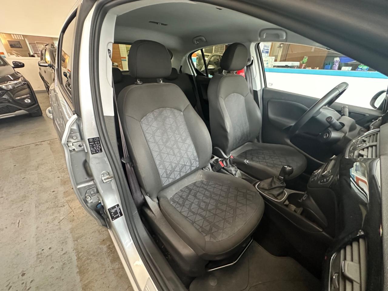 Opel Corsa 1.2 5 porte Black Edition - NO VINCOLO DI FINANZIAMENTO!