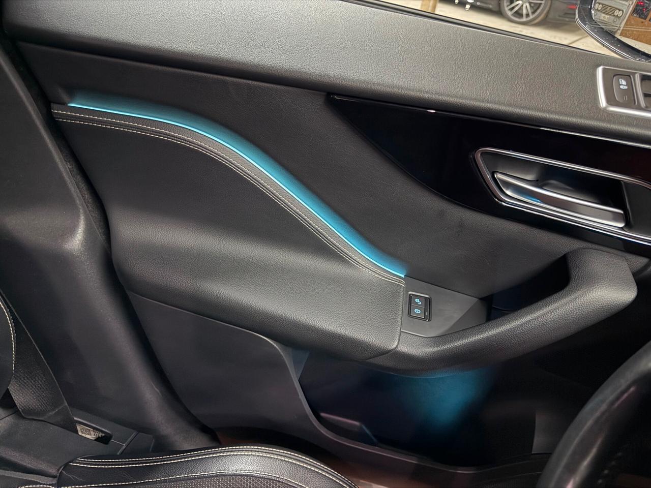 Jaguar F-Pace 240cv R-Sport - 24 MESI DI GARANZIA