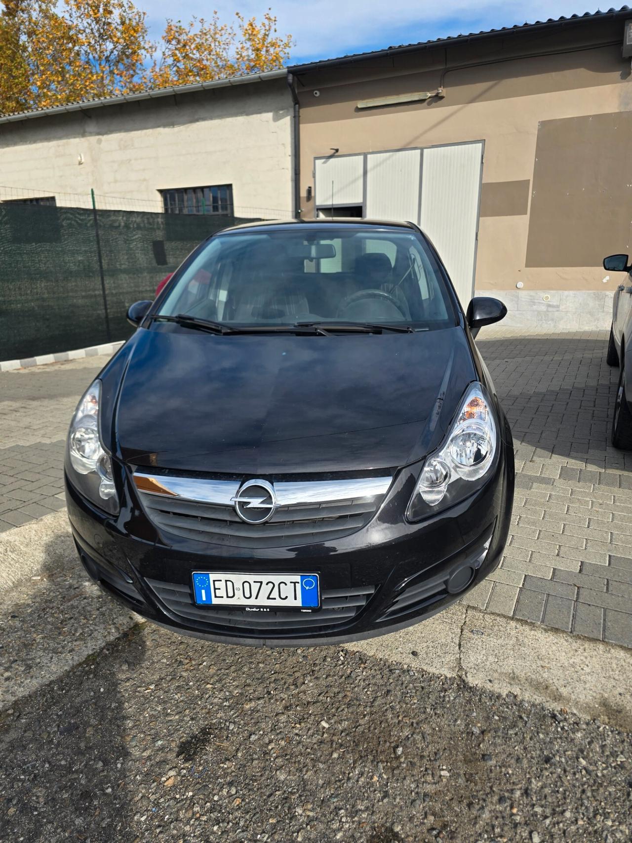 Opel Corsa 1.2 80CV 5 porte GPL-TECH Club