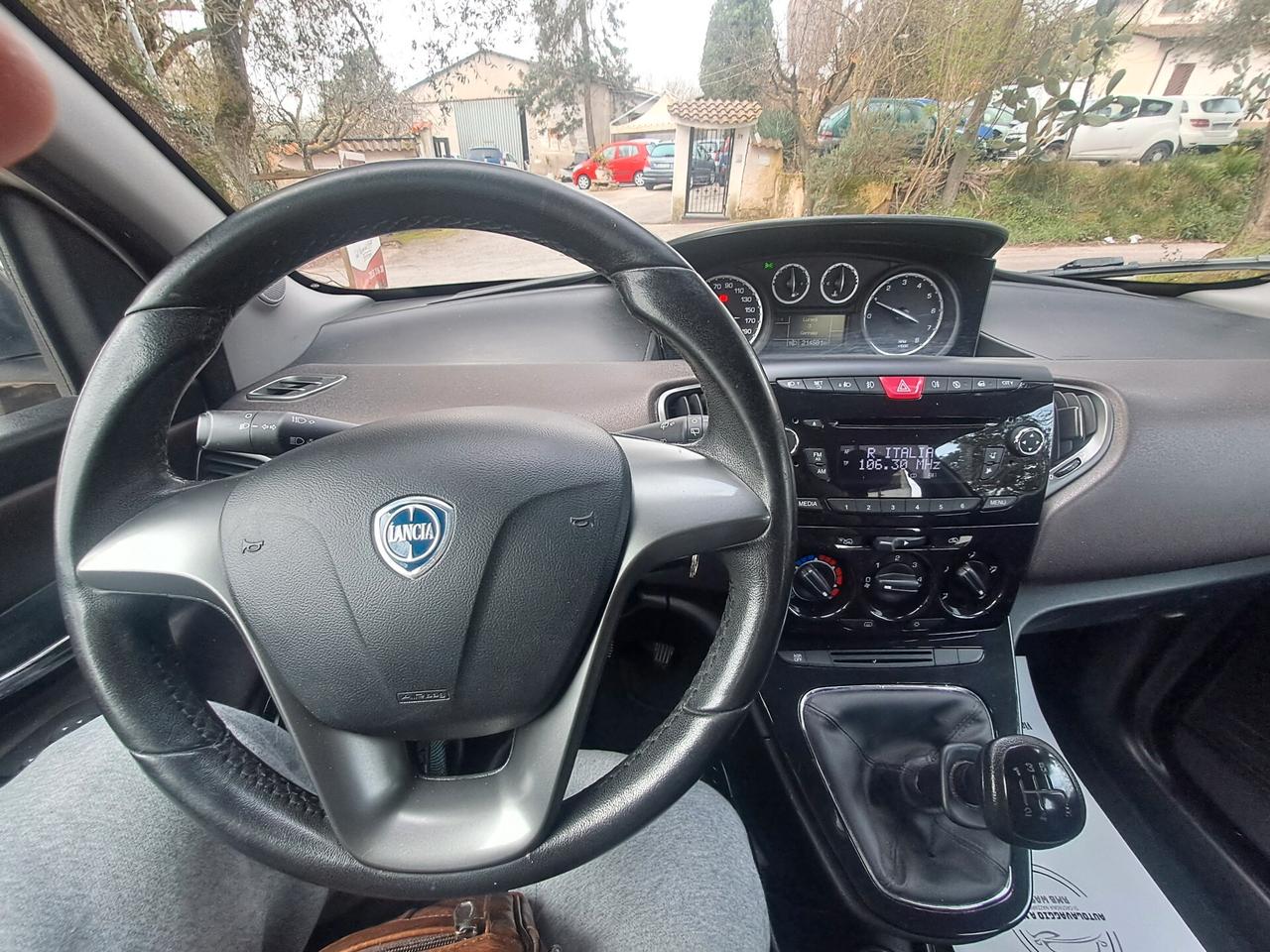 Lancia Ypsilon 1.2 69 CV 5 porte S&S Platinum