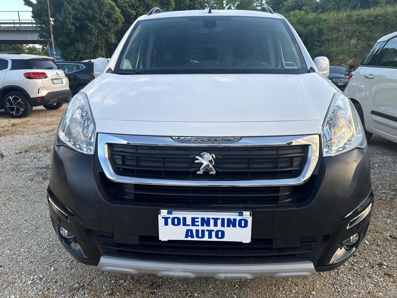 Peugeot Partner Tepee 1.6 BlueHDi 100 Outdoor