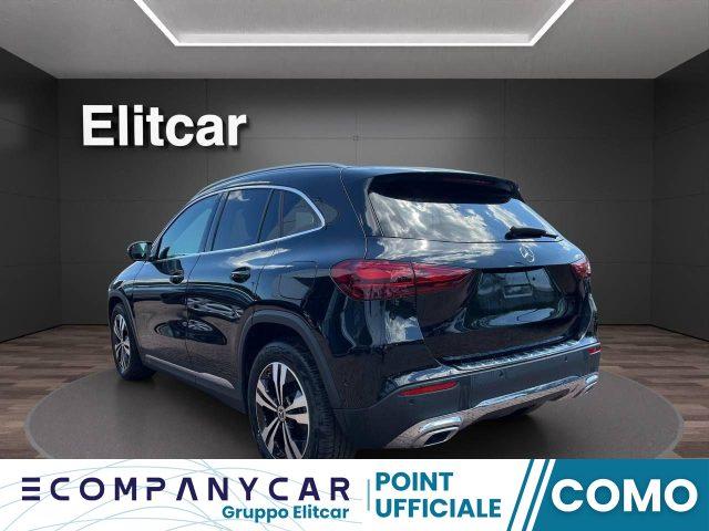 MERCEDES-BENZ GLA 180 Automatic Progressive Advanced