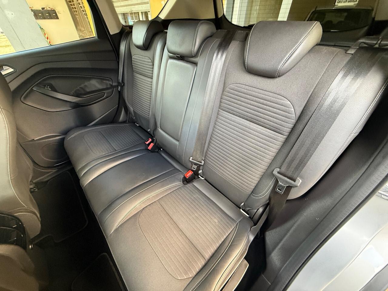 Ford Kuga 2018 - 2.0 TDCI 150 CV S&S 4WD Vignale