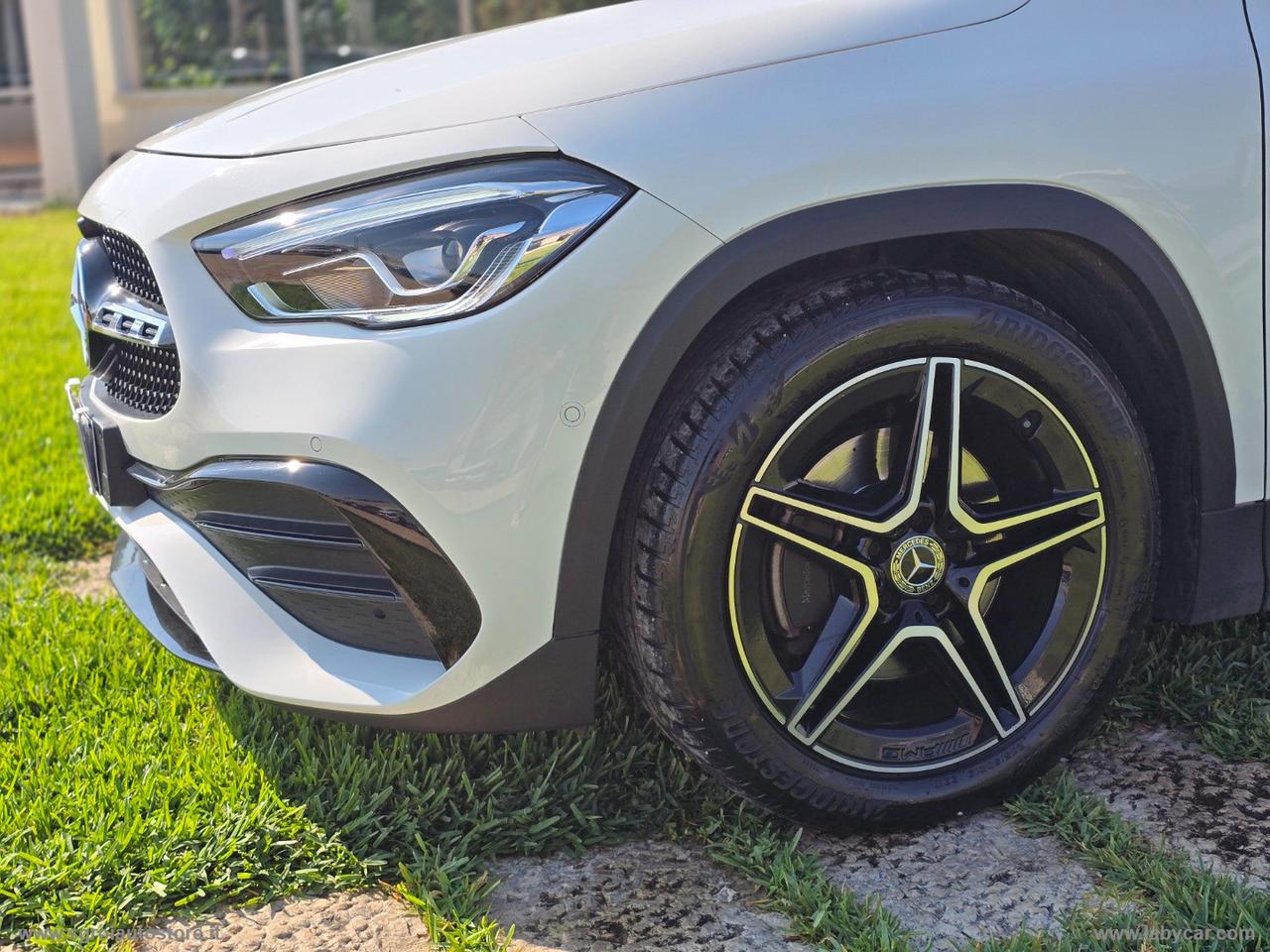 MERCEDES-BENZ GLA 200 d Automatic Premium TETTUCCIO