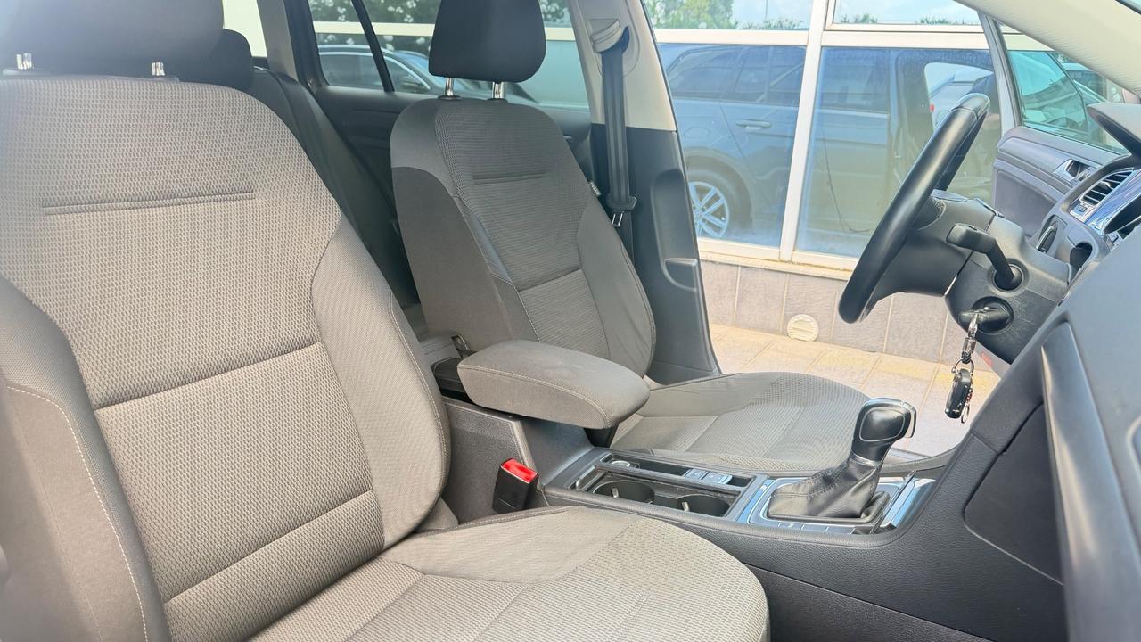 Volkswagen Golf Variant 1.6 TDI 115 CV Business BlueMotion Technology