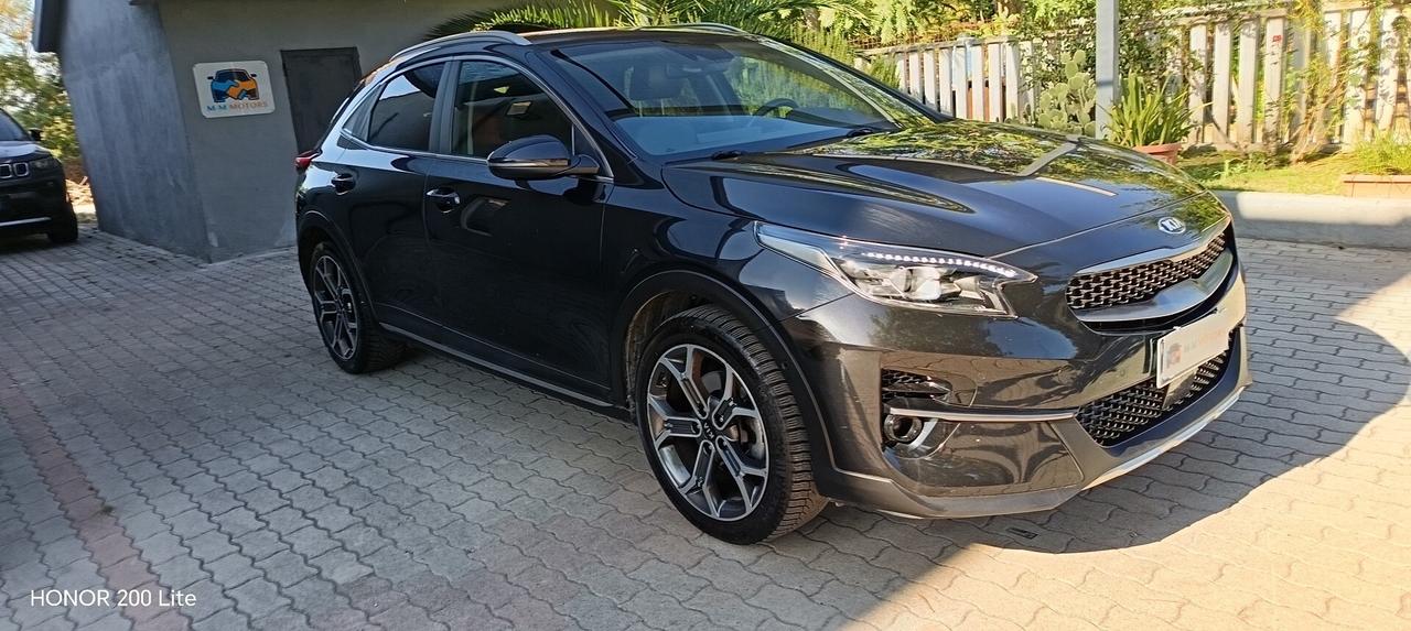 Kia Xceed 1.6 crdi hybrid hygh tech 136cv