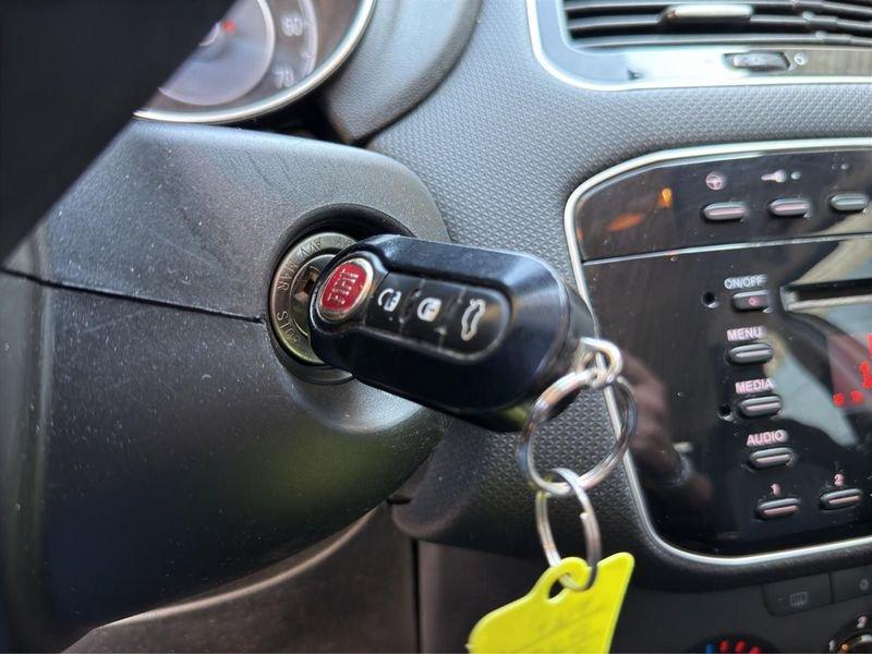 FIAT Punto PUNTO 5p 1.3 MultiJet II 75cv STREET