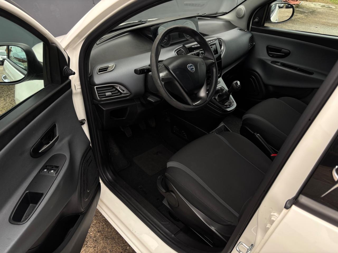 Lancia Ypsilon 1.3 MJT 95 CV. Garanzia.Neopatentati