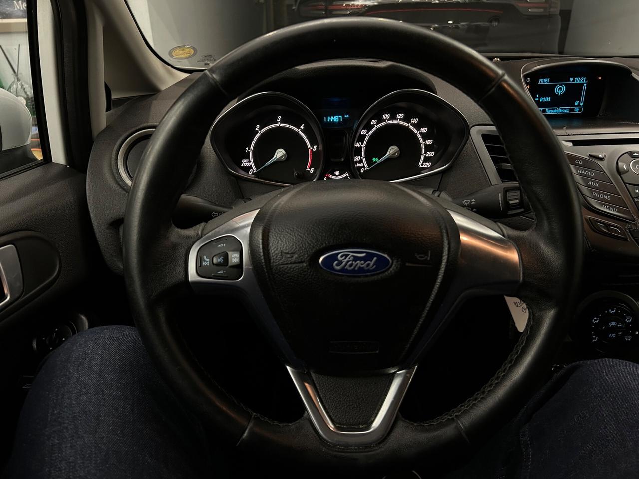 Ford Fiesta 1.5 TDCi 75CV 5 porte ok neopatentati