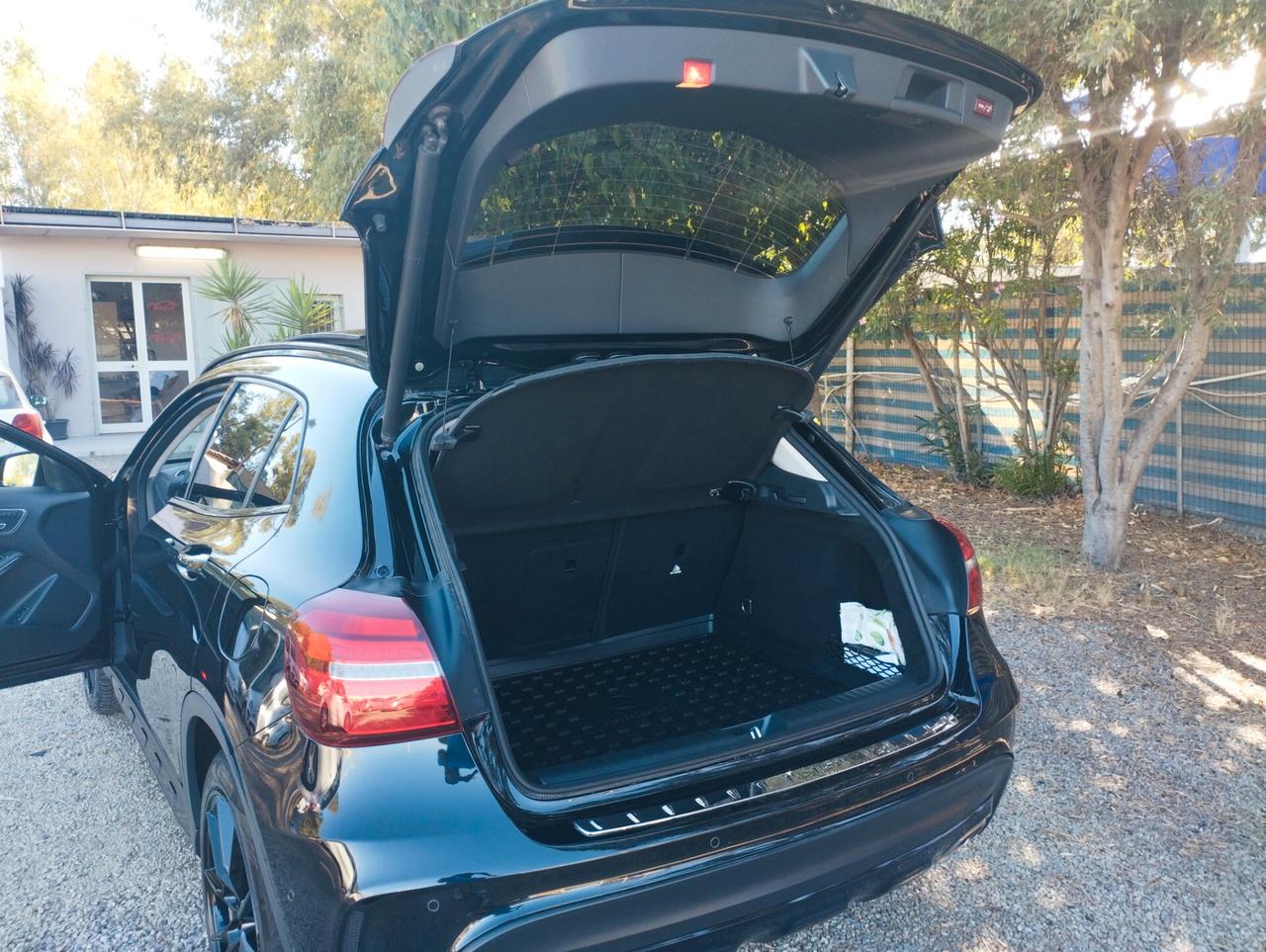 Mercedes-benz GLA 200 d Automatic Premium