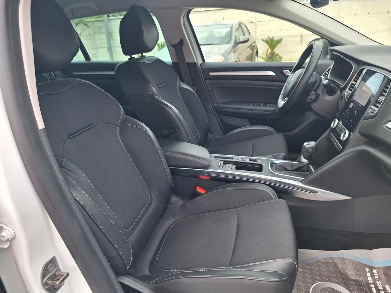 Renault Megane Sporter TECHNO 1.5 dCi 115cv EDC NAV+RETROCAM. 2024