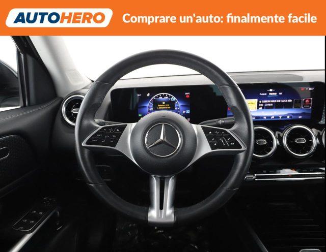 MERCEDES-BENZ GLB 180 d Automatic Progressive Advanced