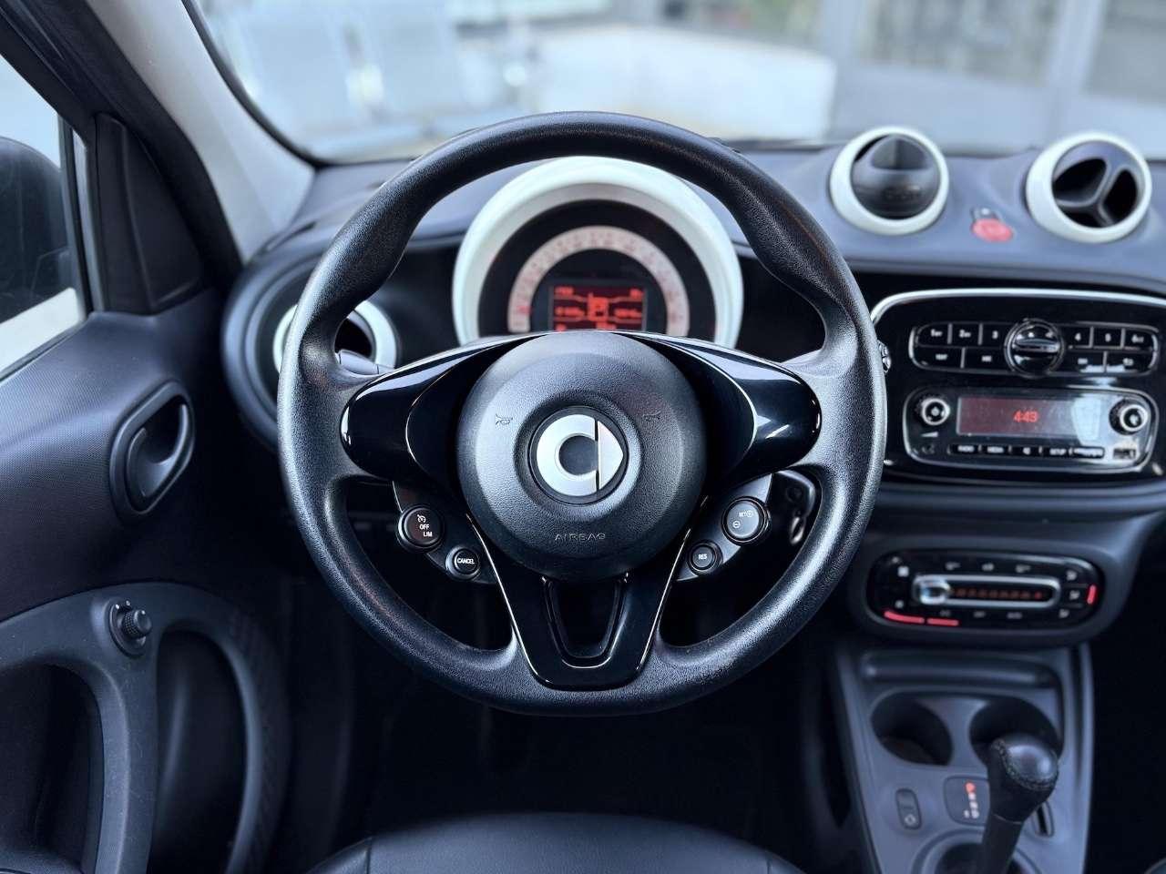 smart forFour 1.0 Benzina 71CV E6 Automatico - 2016