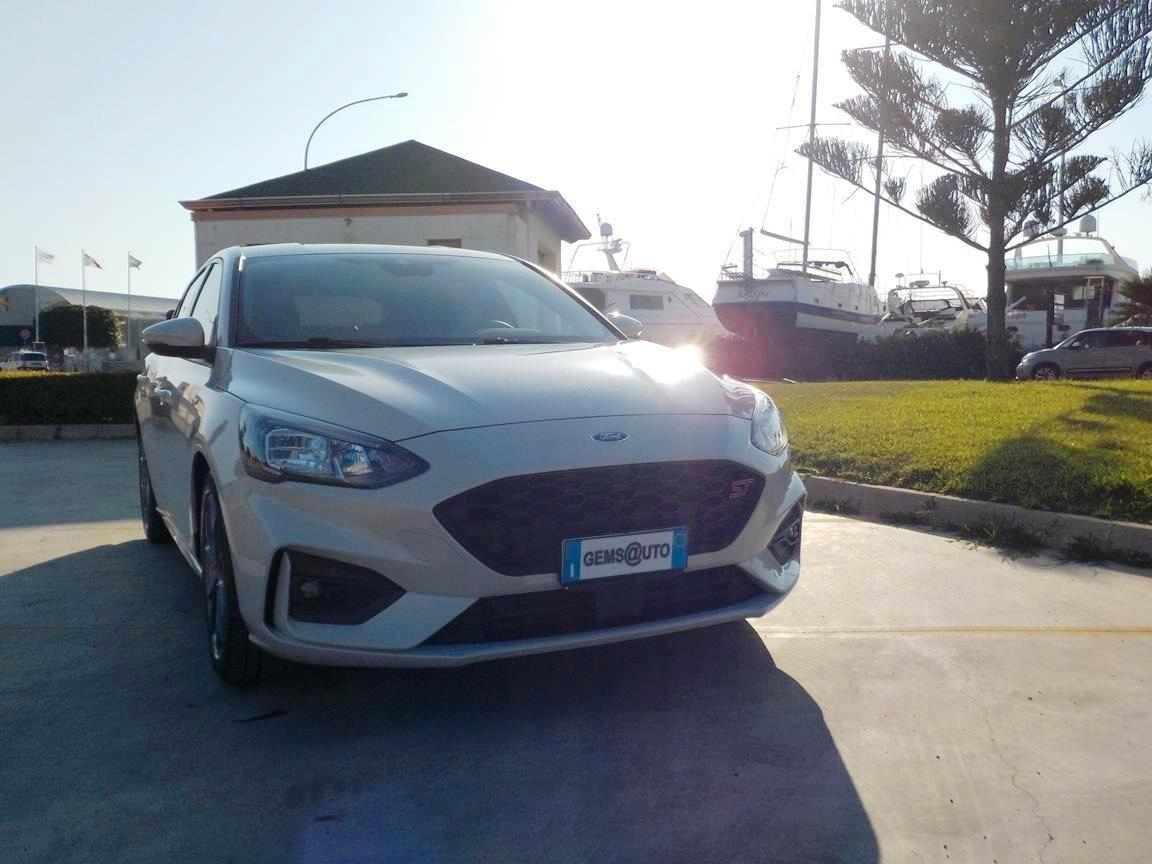 Ford Focus 1.0 EcoBoost Hybrid 125 CV 5p. ST-Line