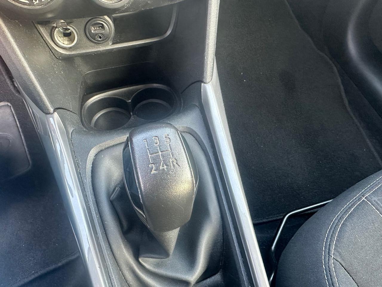 Peugeot 2008 Allure 1.2 PureTech 82 #7847