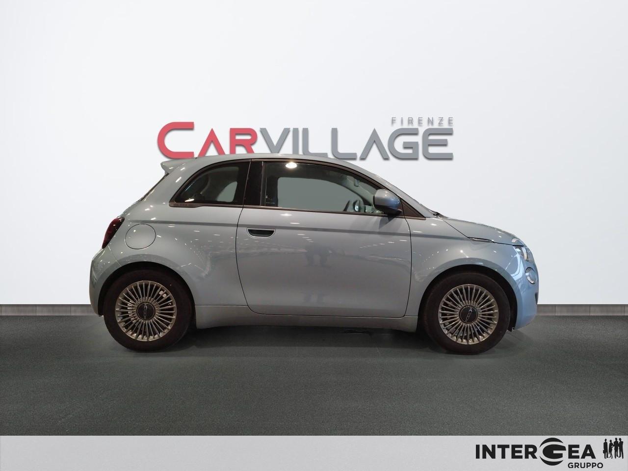 FIAT 500e 42 kWh Icon +