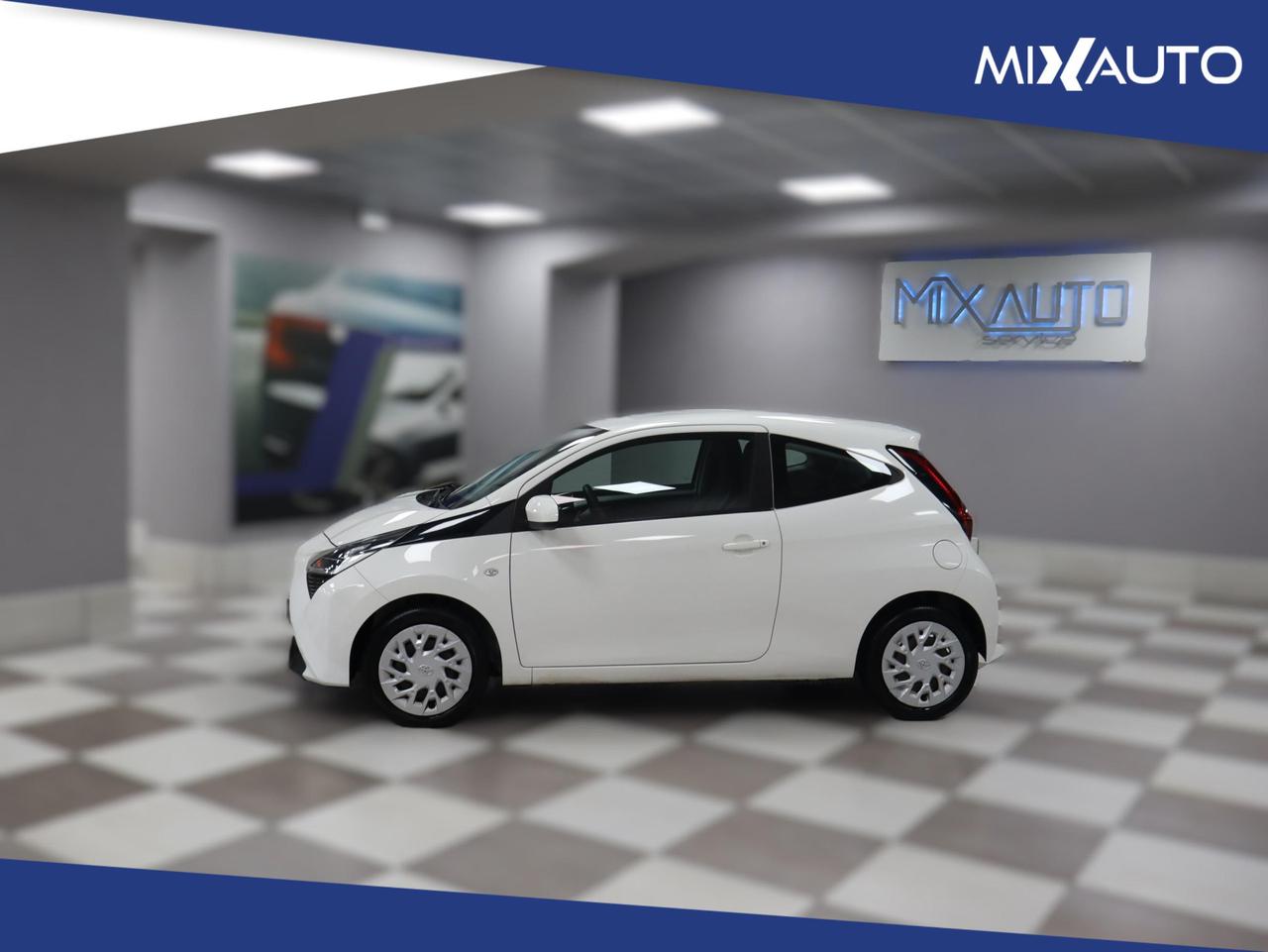 Toyota Aygo 1.0 3 Porte x-Cool 72CV