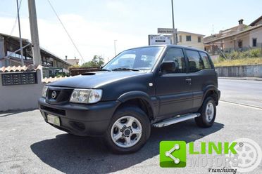 NISSAN Terrano II 2.7 TDI Luxury