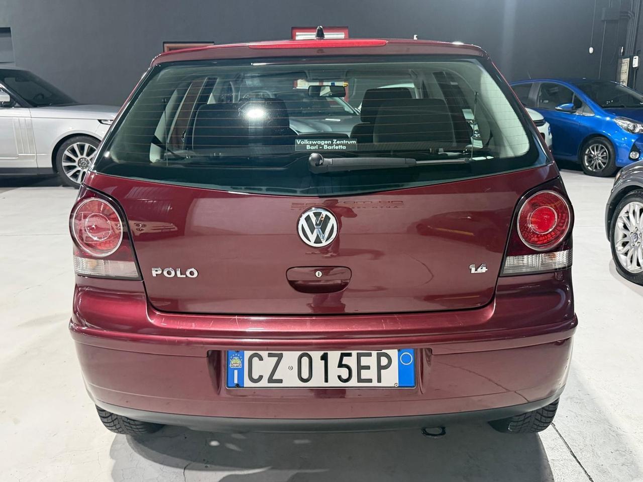 Volkswagen Polo Benzina Neopatentati 5 Posti