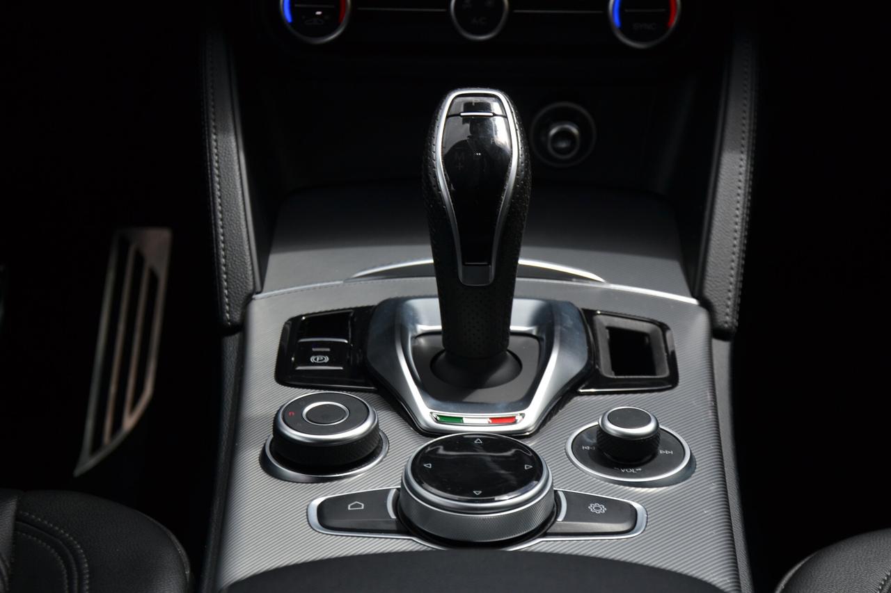 Alfa Romeo Stelvio 2.2 160CV SPRINT AUTOM. **PREZZO REALE**UNIPRO'**