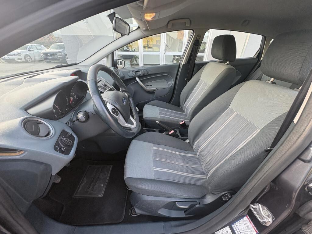 Ford Fiesta 1.4 5 porte Bz.- GPL Titanium