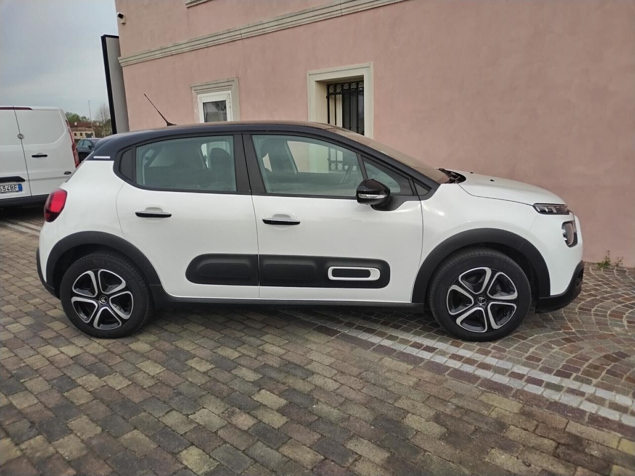 Citroen C3 Shine tetto nero