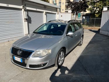 Volkswagen Passat 2.0 16V TDI Var. Highline