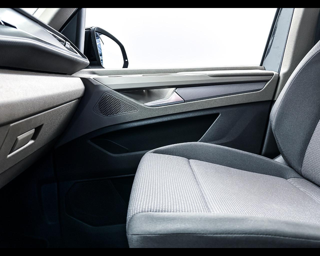 VOLKSWAGEN Multivan 7ª '21-> - Multivan 2.0 TDI 150CV DSG Space