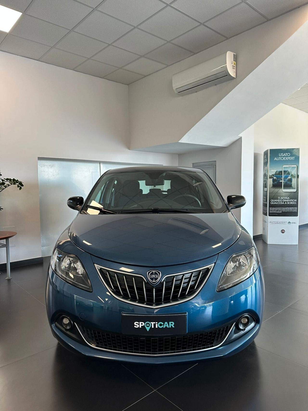 Lancia Ypsilon 1.0 Hybrid Platino 2024 FULL OPTIONAL