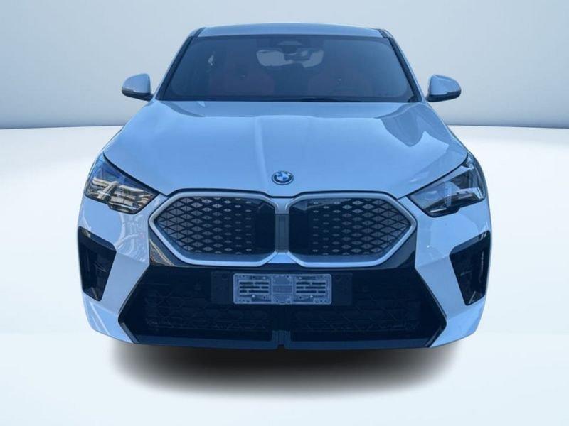 BMW iX2 eDrive20 M Sport
