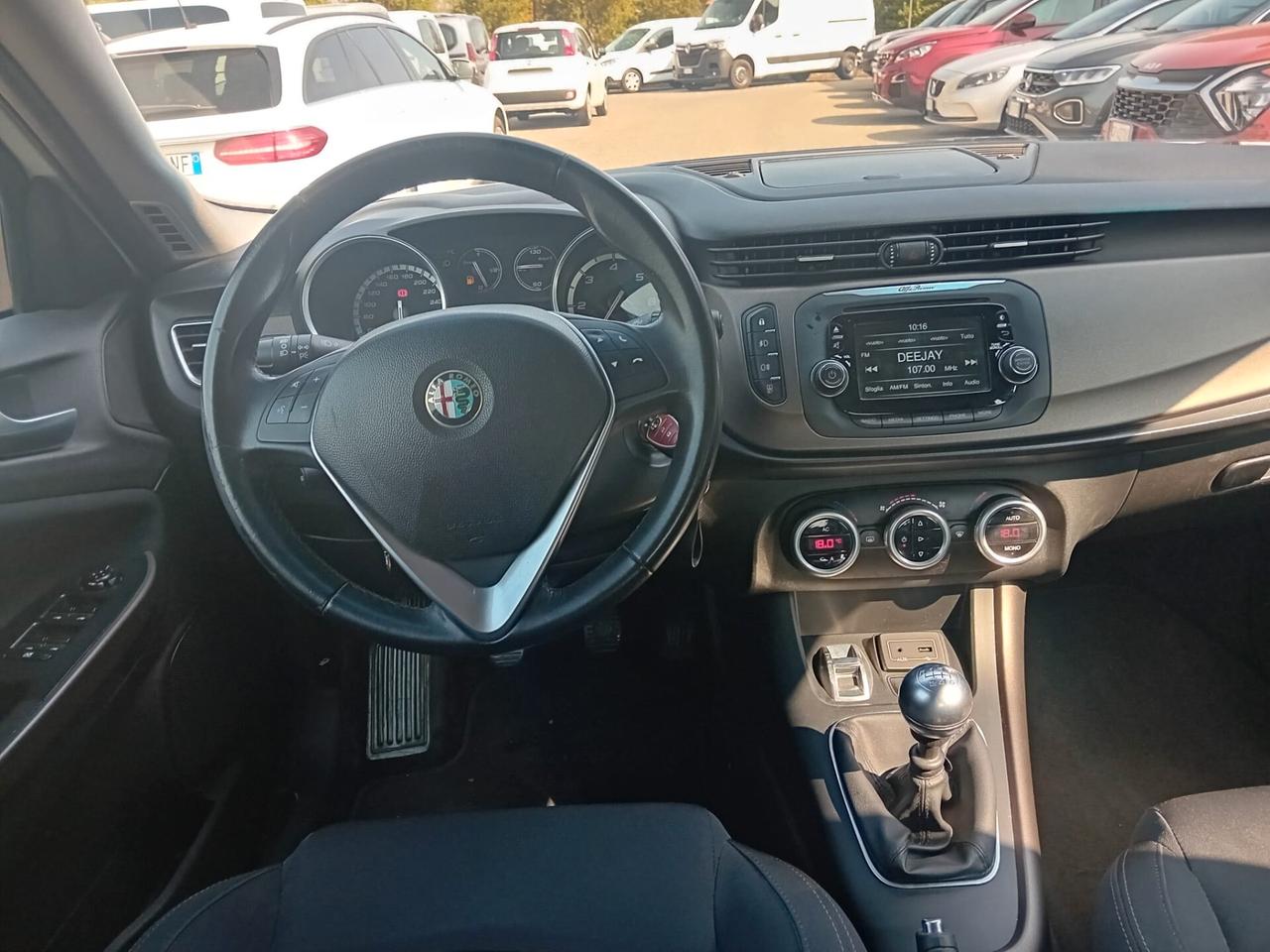 Alfa Romeo Giulietta 1.6 jtdm Distinctive Sport Pack 120cv E6