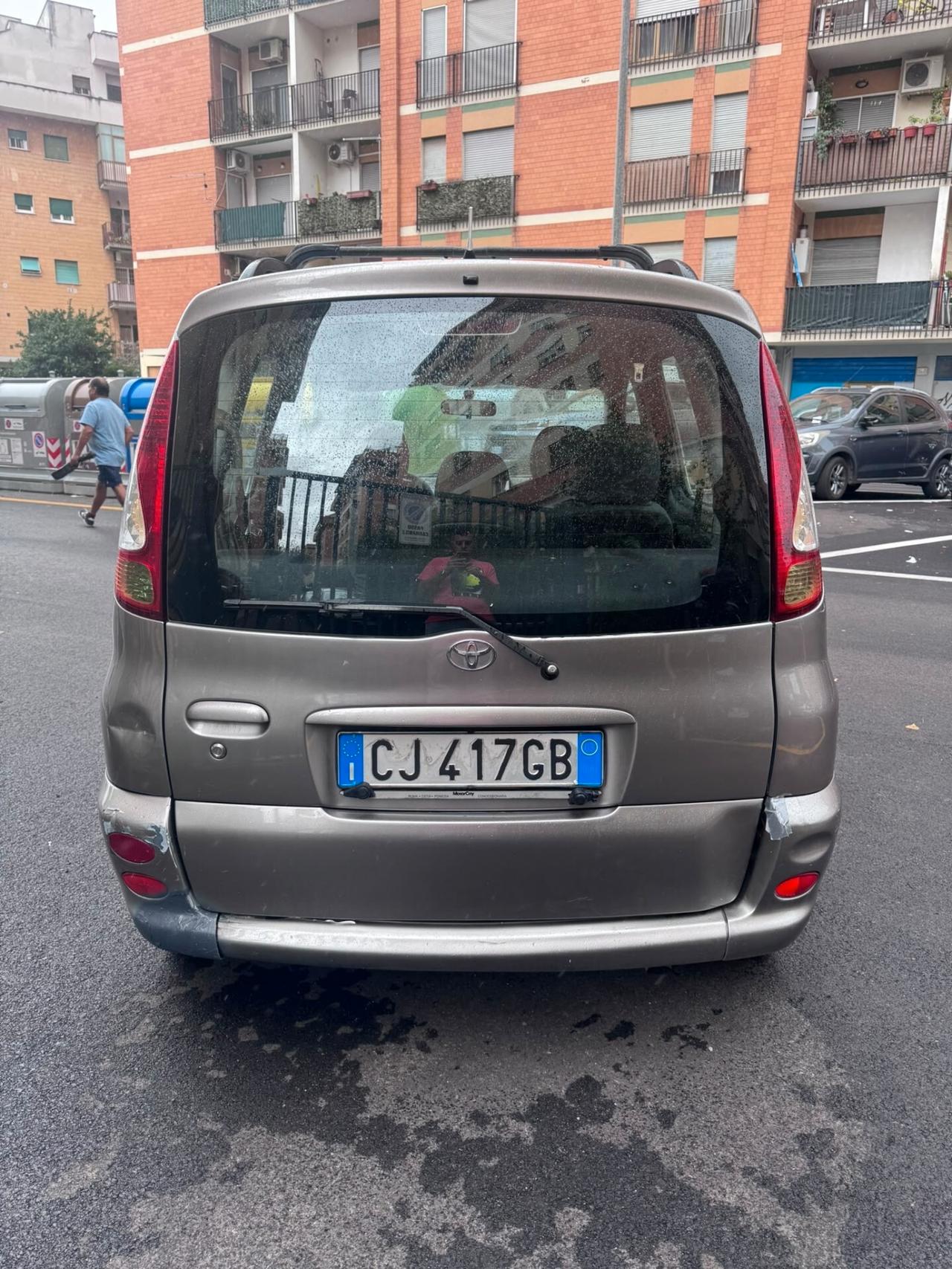 Toyota Yaris Verso 1.3 84cv UNIPRO