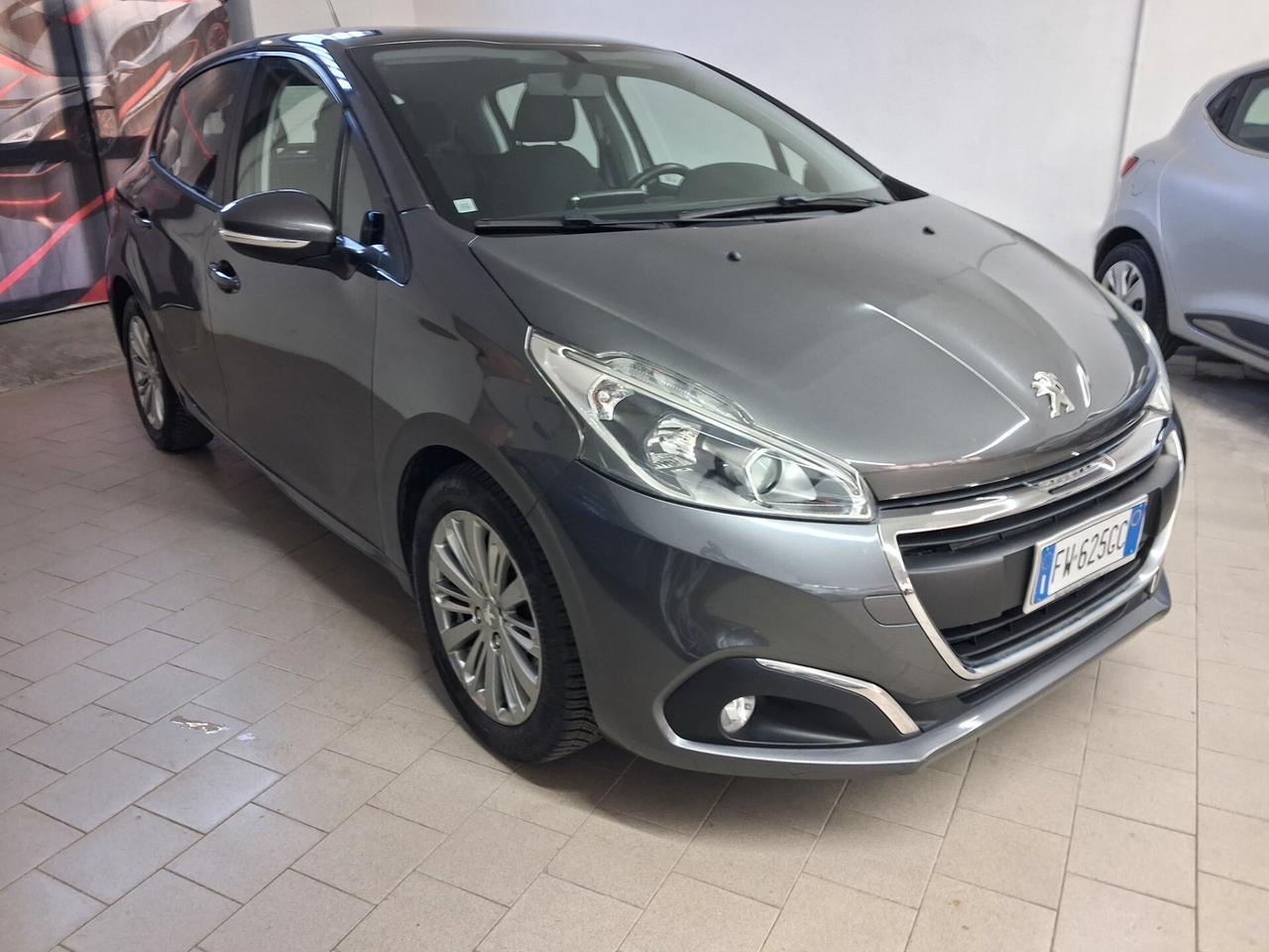 Peugeot 208 PureTech 82 Stop&Start 5 porte Allure