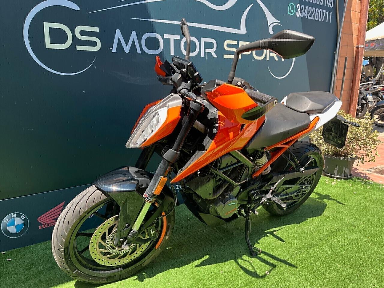 KTM Duke 125 GARANZIA PERMUTE FINANZIAMENTO