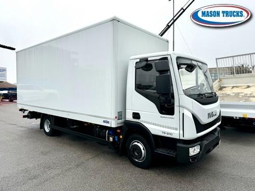 IVECO EUROCARGO 75-210 P, furgonato con sponda, 2021, km 74.000